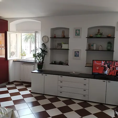 Casa Miki Front Chiosco Della Musica And 拉帕洛