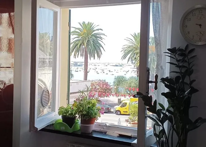 Casa Miki Front Chiosco Della Musica And