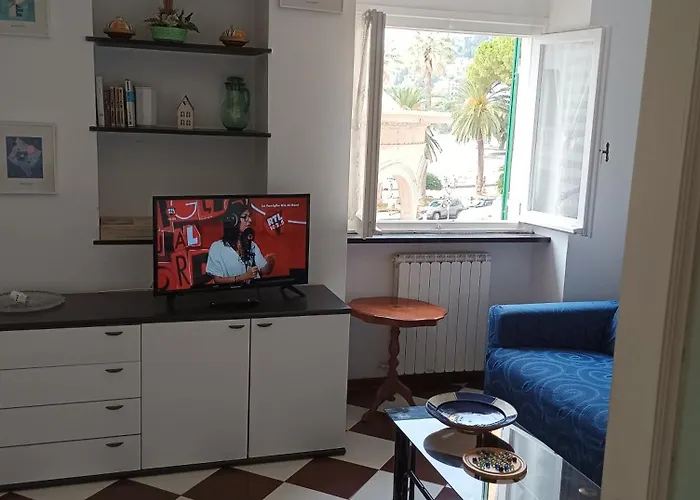 Casa Miki Front Chiosco Della Musica And *